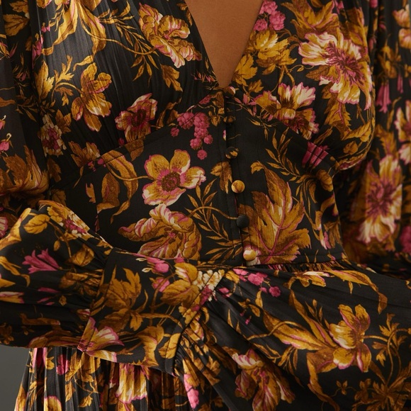 Anthropologie Deep V Tunic Blouse - Picture 3 of 8